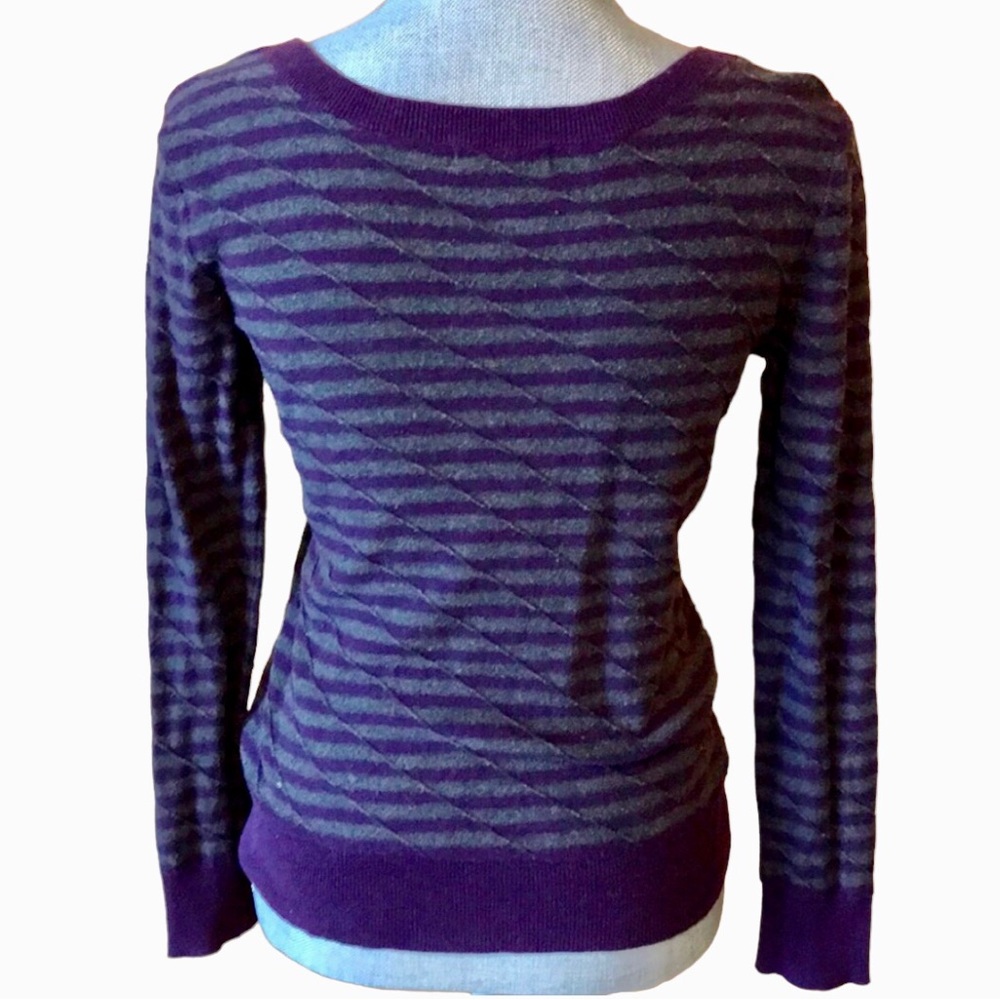 π Gap Cotton Sweater ππ€ - Picture 2 of 11